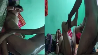Married Bhabhi Getting Pounded Hard By Her Man In Bedroom Leak
