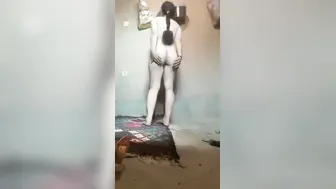 Horny Married Woman Masturbating Fingering Her Dripping Hole