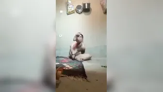 Horny Married Woman Masturbating Fingering Her Dripping Hole