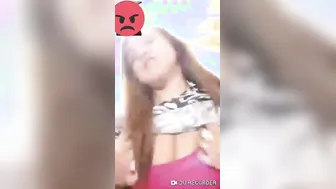 Busty Babe Flashing Her Tits During Video Call That Got Leaked