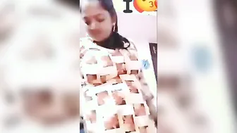 Curvy Bhabhi Exposing Her Private Curves In Leaked Home Video