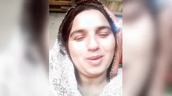 Pashto Bhabhi Teasing With Her Massive Tits In Bedroom Session