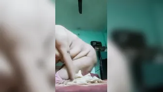 Horny Aunty Exposing Her Huge Breasts In Secret Recording