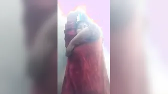 Frustrated Bhabhi Going Topless In Leaked Homemade Footage