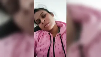 My GF Letting Me Finger Her Pussy After Blowing Me