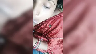 Desi Bhabhi Sucking Cock Outdoors Risky Public Homemade Video
