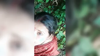 Desi Bhabhi Sucking Cock Outdoors Risky Public Homemade Video