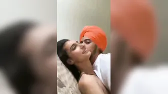 Slim GF Having Sex With College BF Leaked Mms