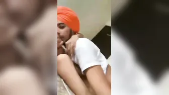 Slim GF Having Sex With College BF Leaked Mms