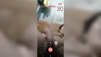 Smiling Indian GF Fingering Her Wet Pussy On Hidden Cam