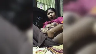 Young GF Moaning Loud While Fingering Herself For Lover