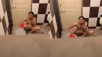 Bhabhi Caught Bathing By Neighbor Through Window Goes Totally Wild