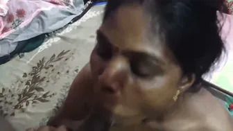 Desi Maid Sucking Cock And Swallowing Cum After Hard Fucking