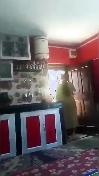 Village Bhabhi Flashing Her Perfect Milky Tits On Camera Mms