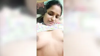 Village Girl Showing Everything On Secret Video Chat With Lover