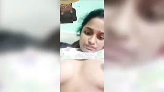 Village Girl Showing Everything On Secret Video Chat With Lover