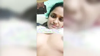 Village Girl Showing Everything On Secret Video Chat With Lover