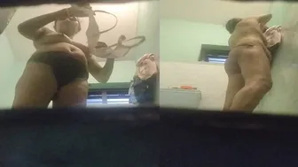 Married Milf Caught Bathing Naked On Hidden Camera At Home