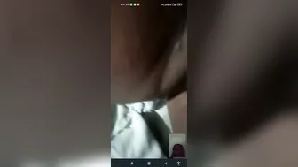 Desi Babe Playing With Herself While Talking To BF