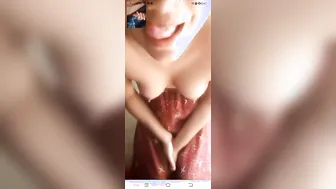 GF Stripping And Showing Everything On Video Chat