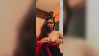 Mumbai Babe Showing Her Boobs On Selfie Video For Her Man