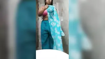 Desi GF Stripping Her Salwar Suit In Bathroom For Me