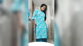 Desi GF Stripping Her Salwar Suit In Bathroom For Me