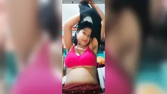 My Perfectly Built GF Showing Off Her Naked Body Solo