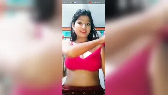 My Perfectly Built GF Showing Off Her Naked Body Solo