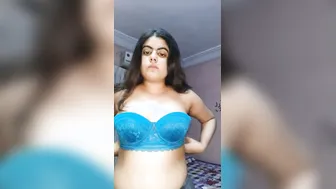 Punjabi Babe Flashing Her Boobs During Video Chat Leaked Online