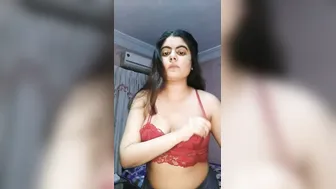 Punjabi Babe Flashing Her Boobs During Video Chat Leaked Online