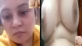 Pakistani Married Woman Getting Naked Video Chatting BF