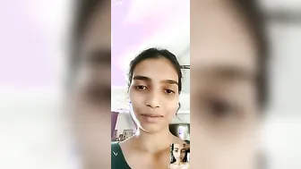 Fair Skinned Indian GF Showing Boobs On Video Call Sex