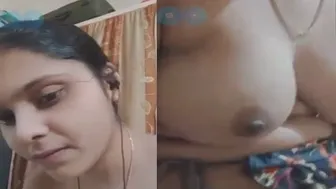 Topless Desi Gf Teasing BF During Late Night Sex Chat