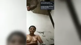 Petite Desi Babe Bathing Nude Secretly Filmed By Hidden Camera