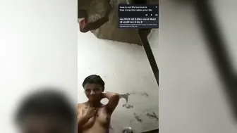 Petite Desi Babe Bathing Nude Secretly Filmed By Hidden Camera