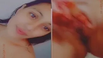 Naughty Desi GF Taking Naked Selfies Leaked Online Today