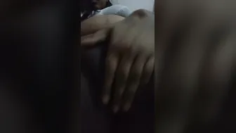 Dark Pussy South Indian Babe Fingering Herself Selfie Footage