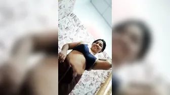 Sri Lankan Babe Showing Off Her Big Tits After Getting Fucked