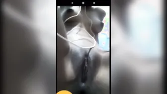 Young GF Spreading Her Virgin Pussy Live On Camera