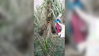 Married Village Bhabhi Caught Fucking Outdoors In Scandal