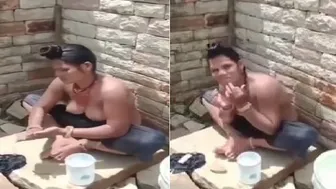Married Bhabhi Bathing Topless Caught On Camera At Home