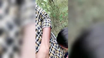 Young House Maid Giving Outdoor Blowjob Behind The Building