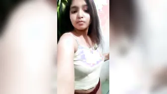 Bengali GF Revealing Her Flawless Naked Body On Camera