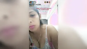 Desi Babes Going Live Showing Everything In Private Video Chat