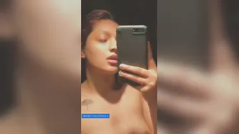Tattooed Mumbai GF Flashing Boobs In Leaked Viral Clip