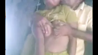 South Indian GF Getting Wild With Boyfriend At His Flat