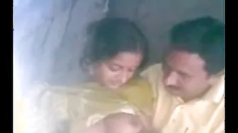 South Indian GF Getting Wild With Boyfriend At His Flat