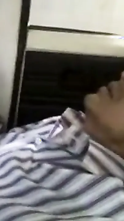 Hot GF's Leaked Amateur Sex Tape Goes Viral Online