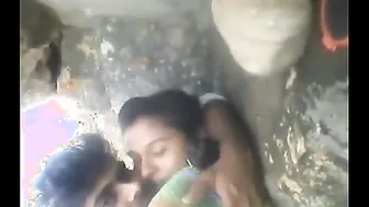 Young College GF Sucking And Fucking Him In The Woods